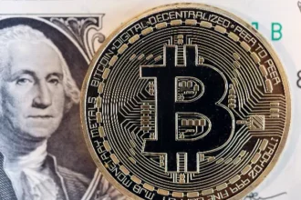 Bitcoin's Value Was Associated with the Dollar Once More